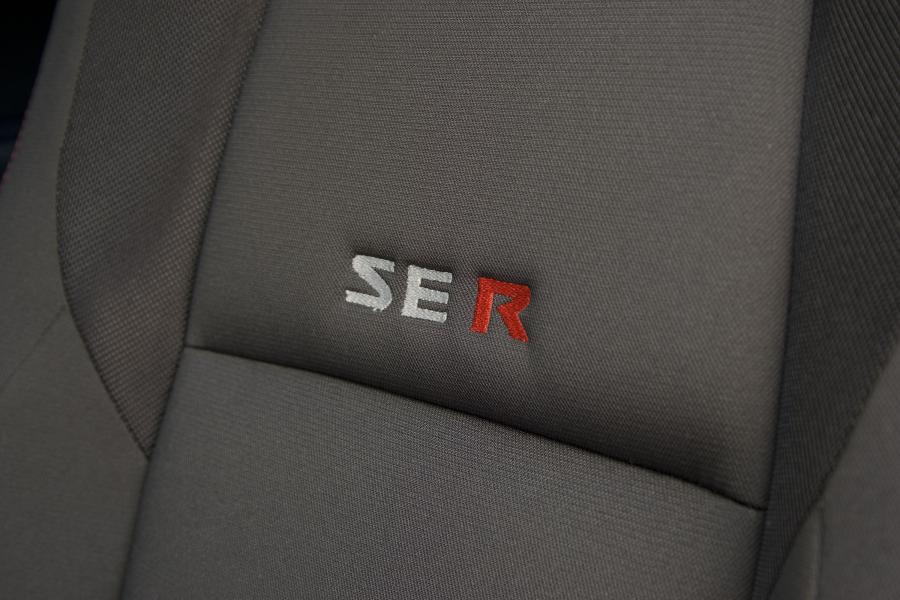 Детали интерьера Nissan Sentra SE-R Spec V (B16) 2007 года  (фото 14 из 21)